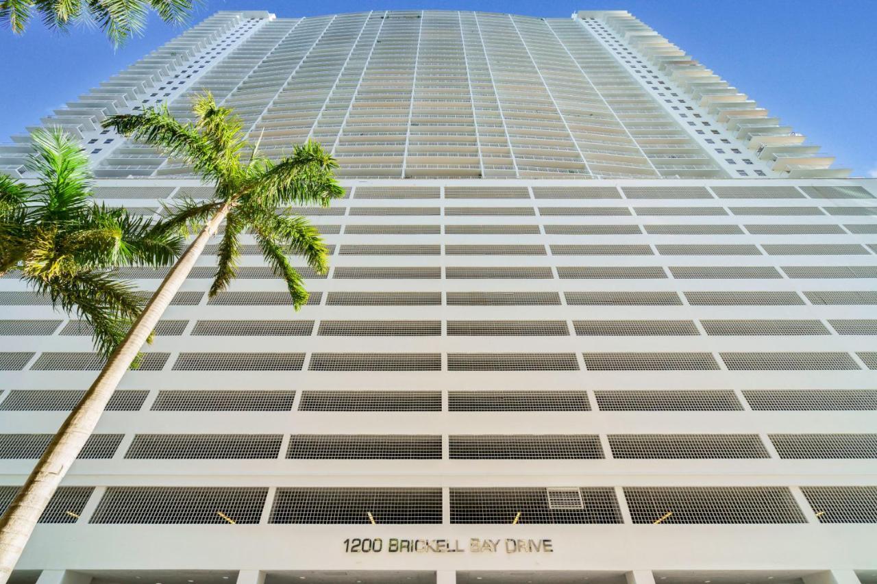 The Club At Brickell Bay Luxury Suites Майами Экстерьер фото